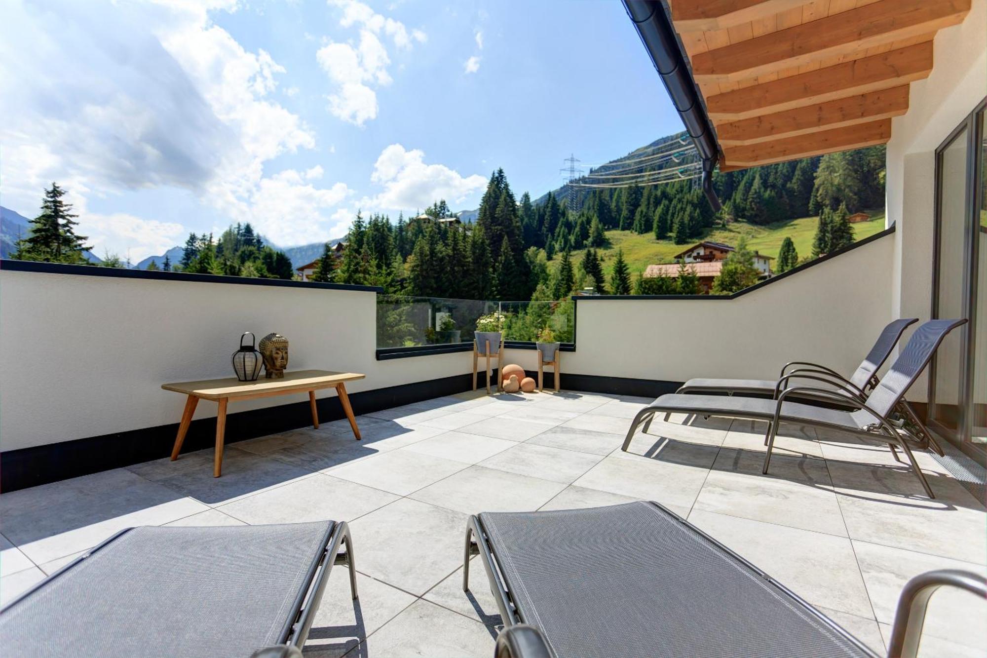 Отель Koesslerhof Санкт-Антон-ам-Арльберг Экстерьер фото