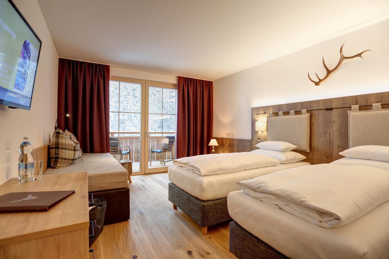 Отель Koesslerhof Санкт-Антон-ам-Арльберг Экстерьер фото